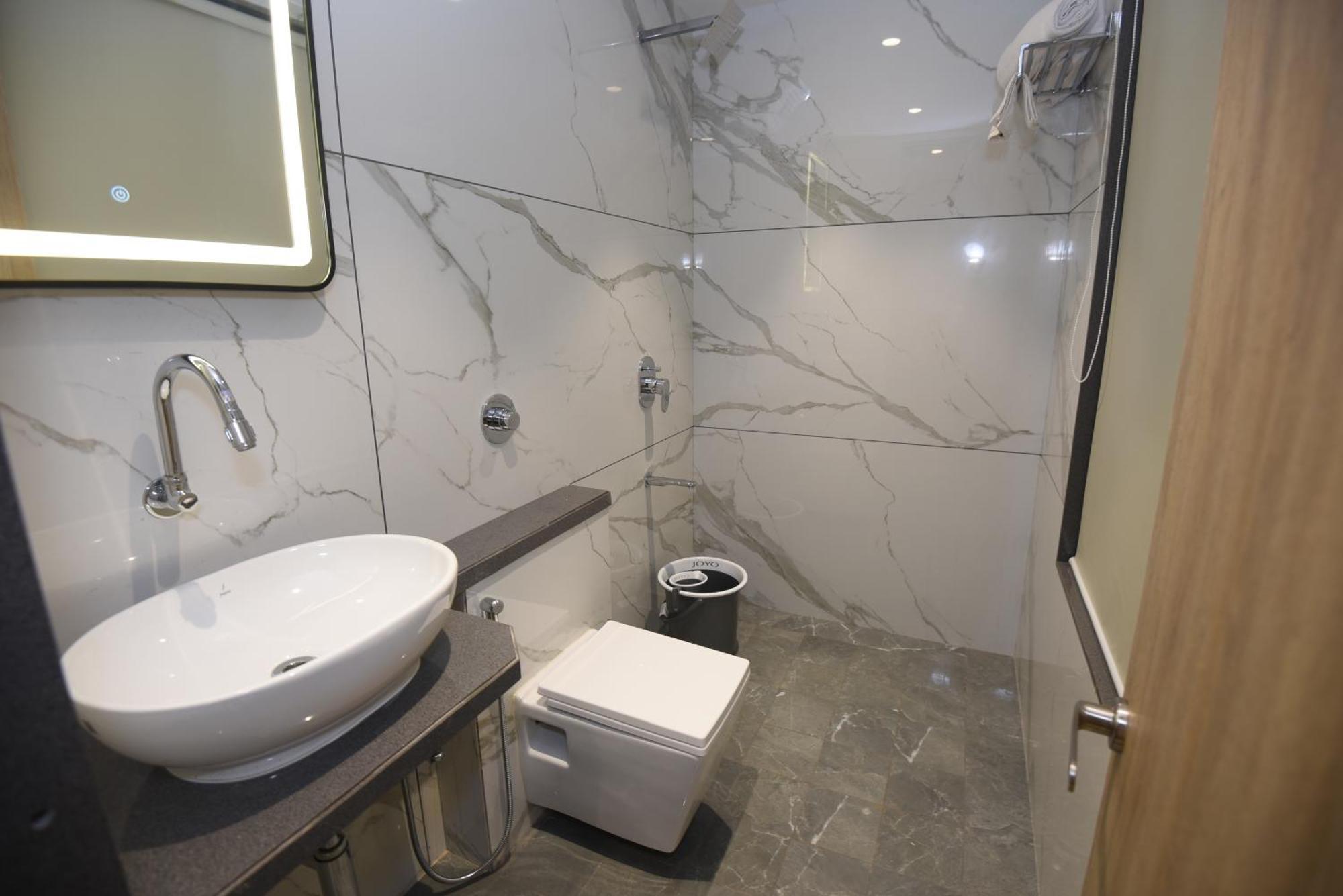 Vishnu Krupa Executive Rooms Virār Exterior foto