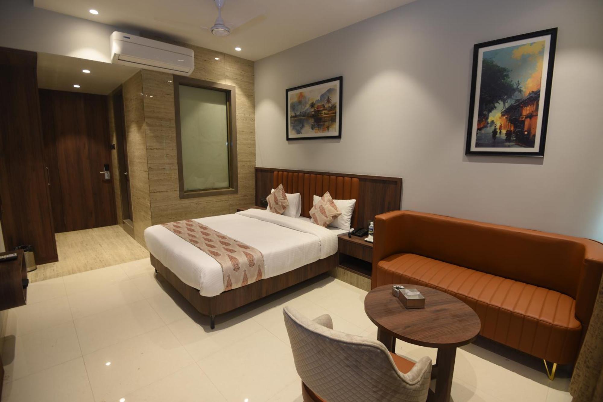 Vishnu Krupa Executive Rooms Virār Exterior foto